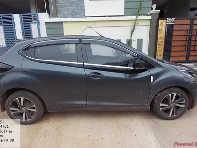2020 Tata Altroz XZ Urban Petrol 1