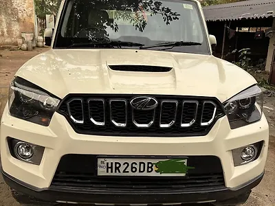 2017 Mahindra Scorpio S10 1.99 Intelli-Hybrid 1