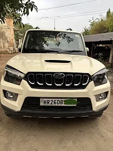 2017 Mahindra Scorpio S10 1.99 Intelli-Hybrid 1 2017 Mahindra Scorpio S10 1.99 Intelli-Hybrid 1