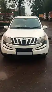 2012 महिंद्रा XUV500 w8 1 2012 महिंद्रा XUV500 w8 1