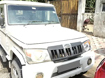 2020 Mahindra Bolero B4 1