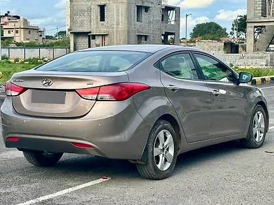 2013 Hyundai Elantra 1.8 SX AT