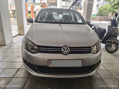Second Hand Volkswagen Vento Highline Diesel in Gandhinagar