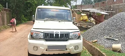 2013 Mahindra Bolero SLE BS IV 1 2013 Mahindra Bolero SLE BS IV 1