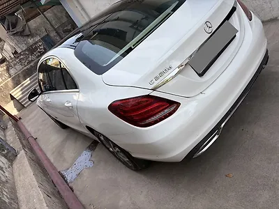 2016 Mercedes-Benz 200 Diesel 1