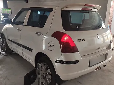 Second Hand Maruti Suzuki Swift ZXi 1.2 BS-IV in Satna