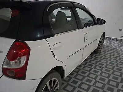 2019 टोयोटा इटियोस वीडी 1