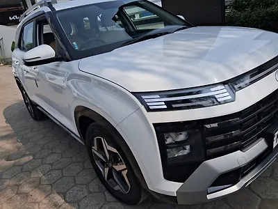 Second Hand Hyundai Alcazar Executive 1.5 Diesel MT 7STR in Sagar