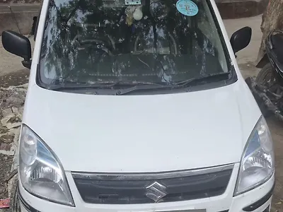 2018 Maruti Suzuki Wagon R LXI CNG 1