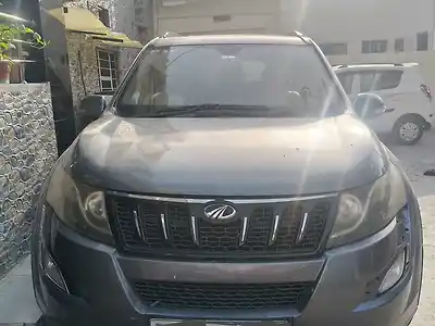 Second Hand महिंद्रा XUV500 w8 एडब्ल्यूडी in अजमेर