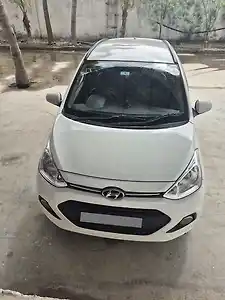 2016 हुंडई ग्रैंड i10 स्पोर्ट्स इडिशन 1.1 crdi 1 2016 हुंडई ग्रैंड i10 स्पोर्ट्स इडिशन 1.1 crdi 1
