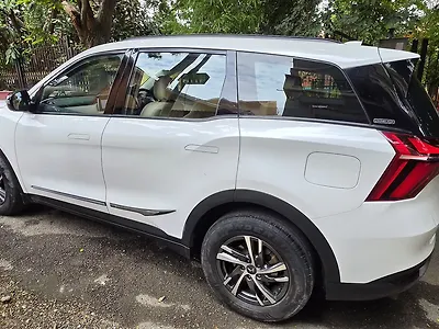 2022 Mahindra Old Generation XUV700 AX 5 Diesel AT 7 STR