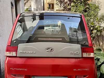 2015 Mahindra e2o T2