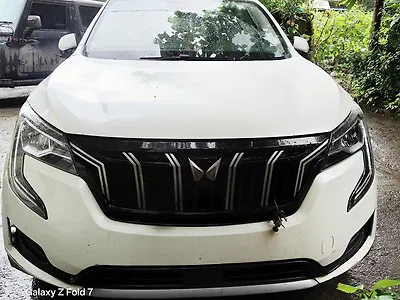 2022 Mahindra XUV700 AX 7 Diesel MT Luxury Pack 7 STR [2021] 1