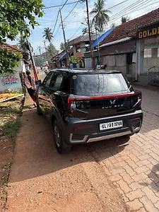 2025 Mahindra XUV 3XO MX3 Petrol 1.2L Turbo Automatic (TC) 1 2025 Mahindra XUV 3XO MX3 Petrol 1.2L Turbo Automatic (TC) 1