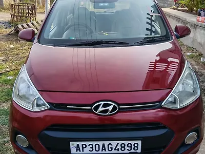 Second Hand Hyundai Grand i10 Sportz 1.1 CRDi [2016-2017] in Vijayawada