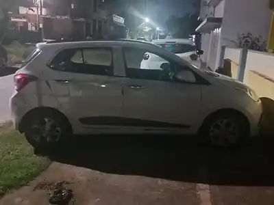 Second Hand हुंडई ग्रैंड i10  स्पोर्ट्ज़ 1.1 crdi [2013-2016] in शिमोगा