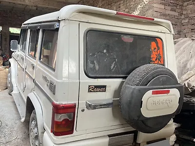 2011 Mahindra Bolero SLX BS IV 1