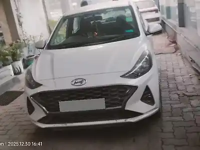 Second Hand हुंडई ऑरा s 1.2 पेट्रोल in बेगुसराई