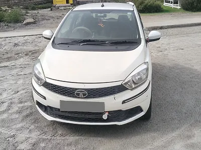2018 Tata Tiago Revotorq XT [2016-2019] 1