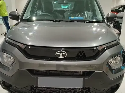 2025 Tata Punch Pure MT 1
