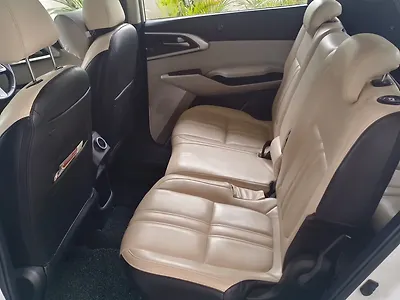 2022 Kia Carens Prestige 1.5 Diesel MT 7 STR