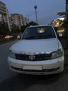 2015 Tata Safari 4x2 EX DiCOR 2.2 VTT 1 2015 Tata Safari 4x2 EX DiCOR 2.2 VTT 1
