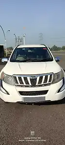 2014 महिंद्रा XUV500 w8 1