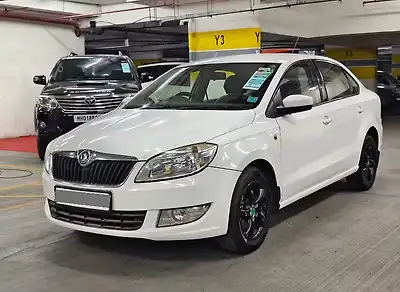 2012 Skoda Rapid Elegance 1.6 MPI AT 1