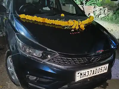 2021 टाटा टियागो xt (o) [2021-2023] 1