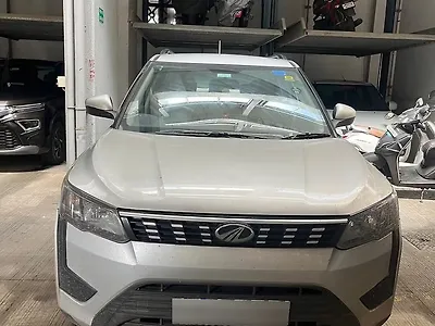 Second Hand Mahindra XUV300 1.2 W6 [2019-2019] in Kalyan