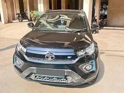 2023 टाटा नेक्सन ईवी xz प्लस लक्स 7.2 किलोवाट फ़ास्ट चार्जर डार्क इडिशन 1 2023 टाटा नेक्सन ईवी xz प्लस लक्स 7.2 किलोवाट फ़ास्ट चार्जर डार्क इडिशन 1
