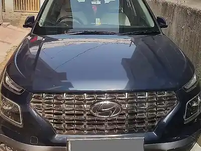 Second Hand हुंडई वेन्यू sx 1.4 (o) crdi in वाराणसी