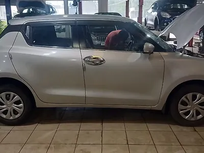 Second Hand Maruti Suzuki Swift VXi in Bokaro Steel City
