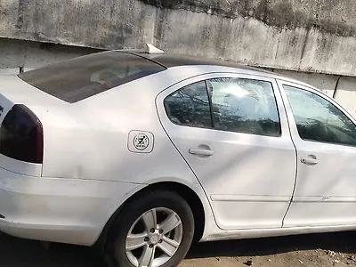 Second Hand Skoda Laura Ambiente 2.0 TDI CR MT in Ujjain