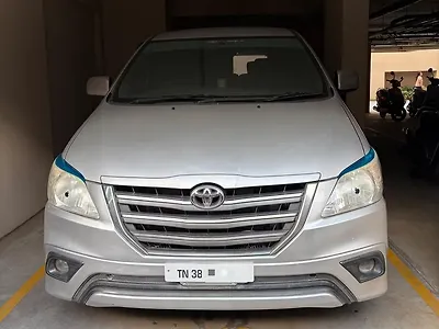 2012 Toyota Innova 2.5 GX 7 STR BS-IV 1