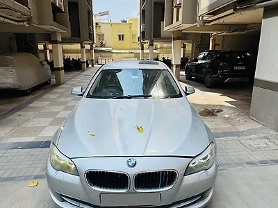 2013 BMW 5-Series 520d Luxury Line 1 2013 BMW 5-Series 520d Luxury Line 1