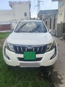 Second Hand Mahindra XUV500 W11 (O) AWD in Roorkee Second Hand Mahindra XUV500 W11 (O) AWD in Roorkee