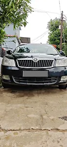 2012 Skoda Laura Ambiente 2.0 TDI CR AT 1 2012 Skoda Laura Ambiente 2.0 TDI CR AT 1