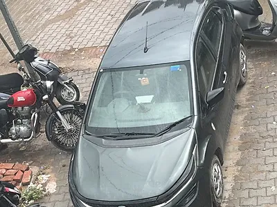 2021 Tata Altroz XT Luxe Petrol 1