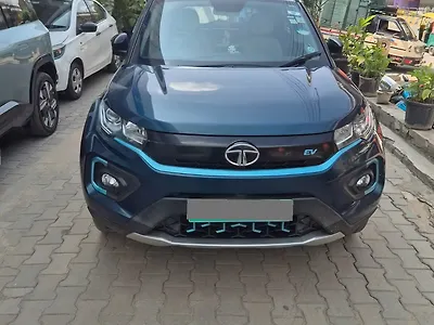 2022 टाटा नेक्सन ईवी xz प्लस लक्स 1