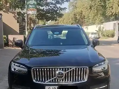 Second Hand वॉल्वो XC90 इंस्क्रिप्शन लग्ज़री [2015-2020] in अहमदाबाद