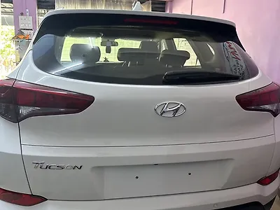 Second Hand Hyundai Tucson GL 2WD AT Petrol in Hyderabad