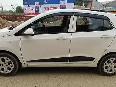 2016 Hyundai Grand i10 Magna AT 1.2 Kappa VTVT [2016-2017] 1