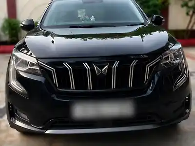 2023 महिंद्रा XUV700 AX7 डीज़ल एमटी 7 सीटर [2023-2024] 1