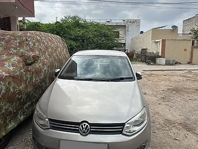 2012 Volkswagen Vento Highline Diesel 1