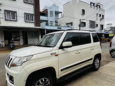 2017 Mahindra TUV300 T8