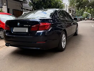 2012 BMW 5 Series 530d Sedan
