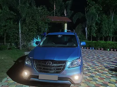 2009 Toyota Innova 2.5 EV MS 7 STR 1