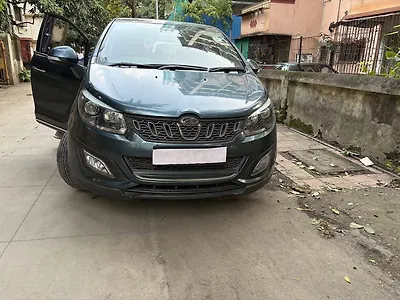 2019 Mahindra Marazzo M6 8 STR 1